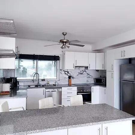 Oasis Park Modern In Villa *