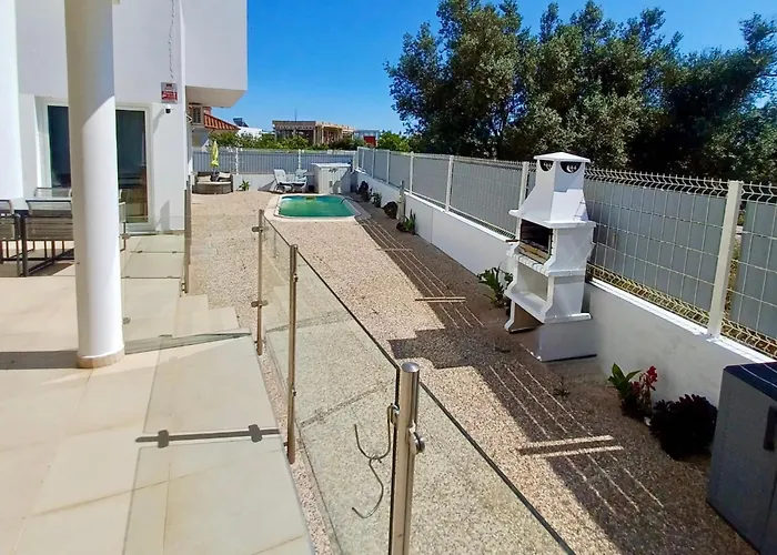 Villa Oasis Park Modern In *