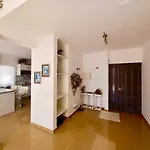 Villa Oasis Park Modern In Portimão