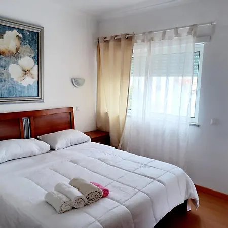 Oasis Park Modern In ヴィラ